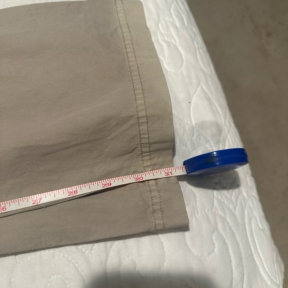 Tommy Bahama women’s cargo style pants - Picture 7 of 10